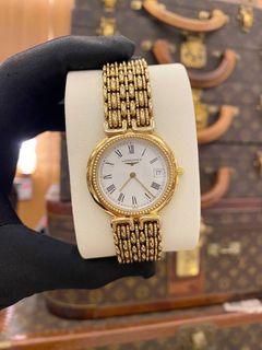 (Category: ) located in . Submitted by redrabbitluxury (Listing ID 1457127027, Image 1). Description: .