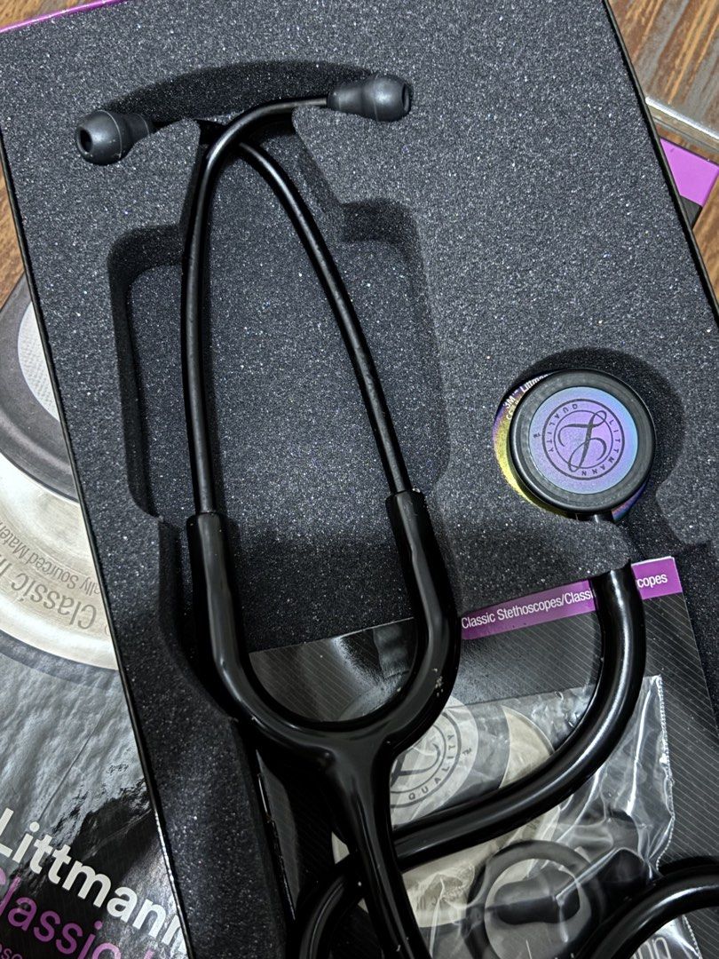 Littman Classic III (Category: Health Monitors & Weighing Scales) located in Manila. Submitted by gabypngani29689 (Listing ID 1457087691, Image 1). Description: .