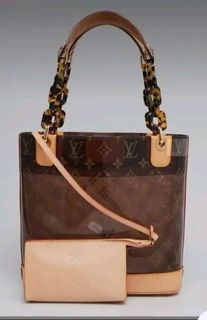 (Category: ) located in . Submitted by clothingselection (Listing ID 1457086312, Image 1). Description: .