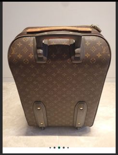(Category: ) located in . Submitted by LuxuryHall (Listing ID 1457033327, Image 1). Description: .