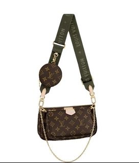 (Category: ) located in . Submitted by yoyocloset (Listing ID 1456992891, Image 1). Description: .