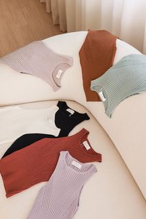 (Category: ) located in . Submitted by shopbeautifysg (Listing ID 1457061769, Image 1). Description: .