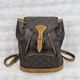 (Category: ) located in . Submitted by jhypeluxstore (Listing ID 1457009303, Image 1). Description: .
