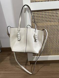 (Category: ) located in . Submitted by cm_preloved (Listing ID 1456987766, Image 1). Description: .