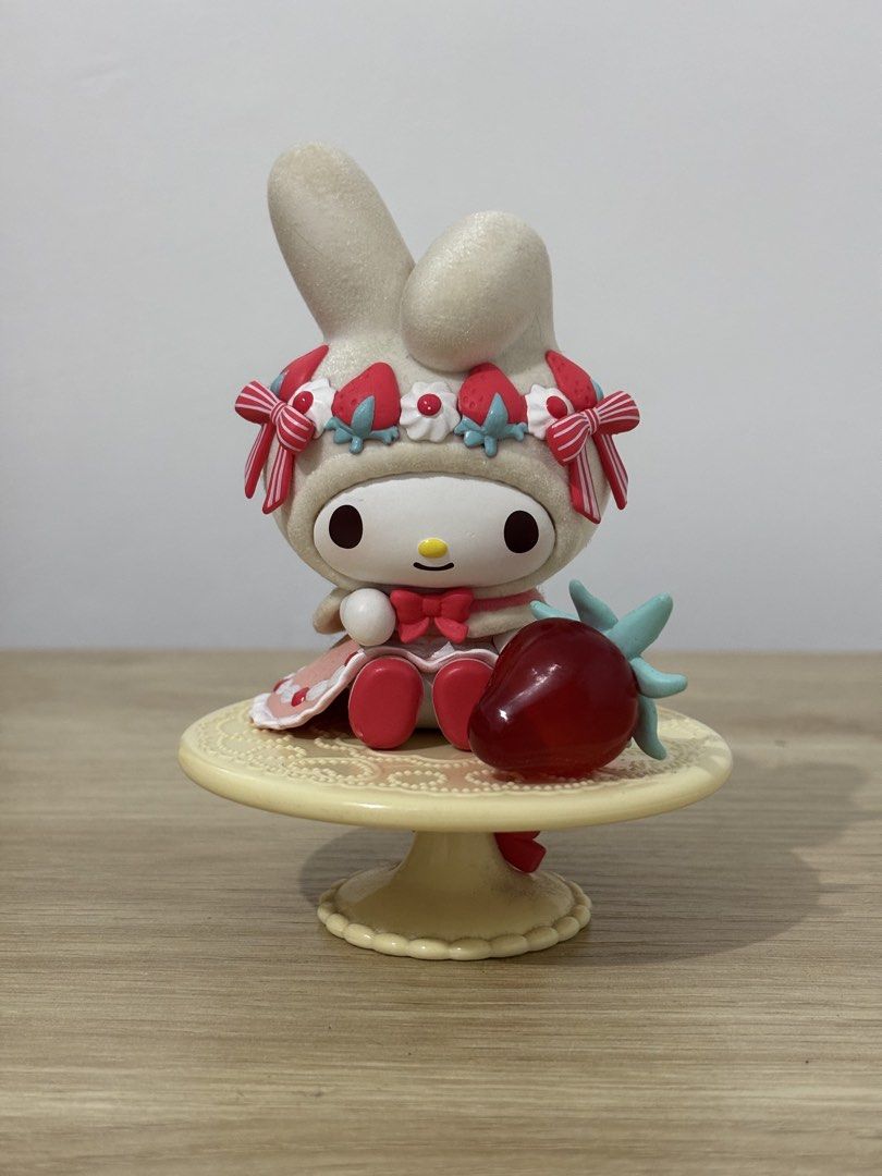 Miniso My Melody Blind Box Toy (Category: Designer & Blind Box Toys) located in Rizal. Submitted by alelaaaay (Listing ID 1456965144, Image 1). Description: RFS: Decluttering.