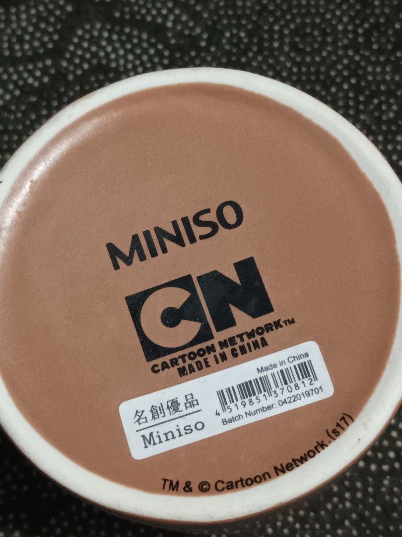 MINISO WE BARE BEARS GRIZZLY MUG (Category: Coffee & Tea Tableware) located in Manila. Submitted by teddysdollistufss (Listing ID 1457061937, Image 3). Description: MINISO WE BARE BEARS GRIZZLY MUG BROKEN GRIP, WYISWYG .
