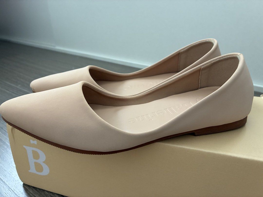 My Ballerine Nude Pointed Flats (Category: Flats & Sandals) located in Guagua. Submitted by paudf (Listing ID 1457018717, Image 2). Description: Worn once. Sukat lang Very nice when worn Rfs: Small for me. 36 ito size 37 ako .
