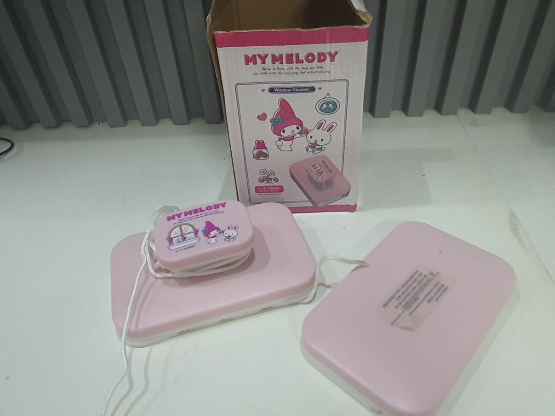 My melody window cleaner (Category: Cleaning Tools & Supplies) located in Tarlac. Submitted by ziv_surplus (Listing ID 1457073429, Image 1). Description: .