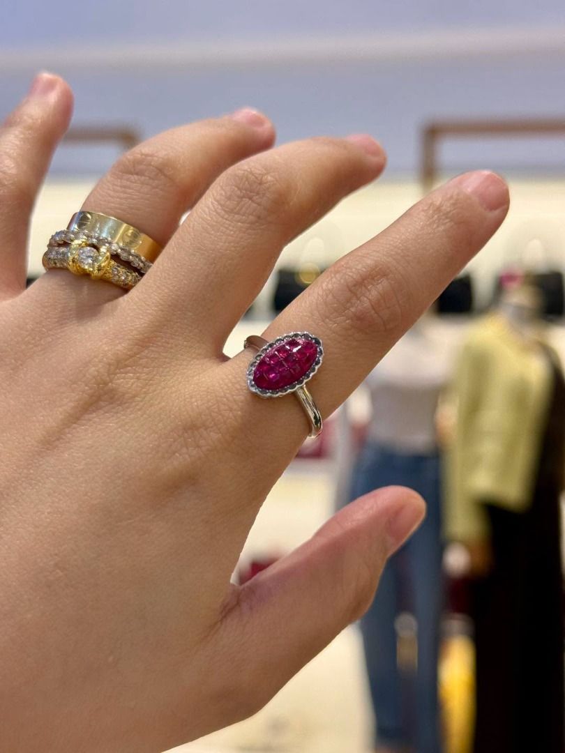 NATURAL RUBY SILVER RING (Category: Rings) located in Baguio. Submitted by asna_taku (Listing ID 1457042411, Image 2). Description: ❤️ NATURAL RUBY SILVER RING ❤️ A rich ruby red that instantly adds a touch of elegance to your everyday look. ✨ ❤️ Natural Ruby 💍 New Silver Setting 📏 Available sizes: S7, S8 & S9 💰 ₱5,580 only The beautiful faceted ruby catches the light beautifully, framed in a delicate scalloped silver setting—simple, feminine,