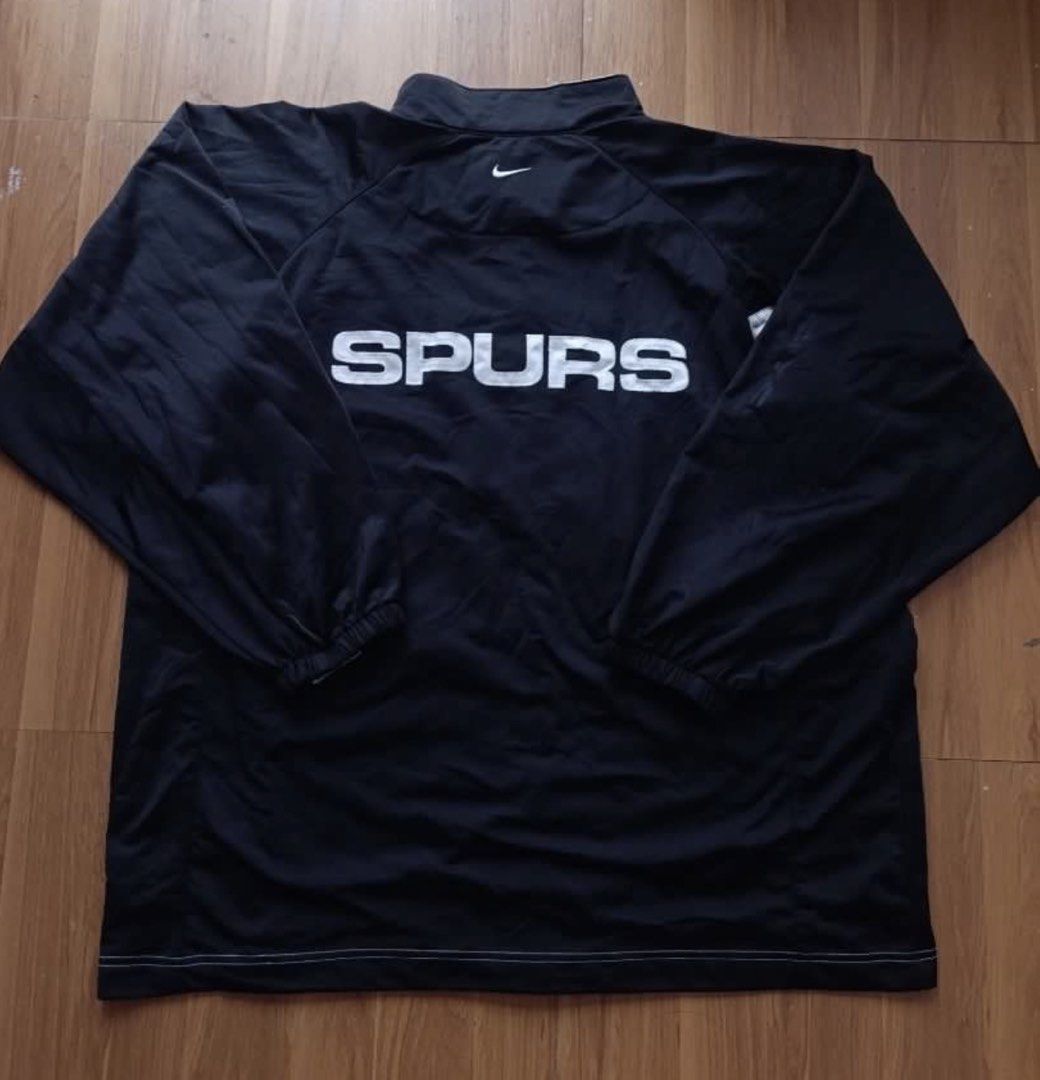 Nike san antonio spurs warm up jacket (Category: Coats, Jackets and Outerwear) located in Las Pinas. Submitted by volerb (Listing ID 1457087027, Image 2). Description: Good condition 33 x 28.5 Best fit XXL.