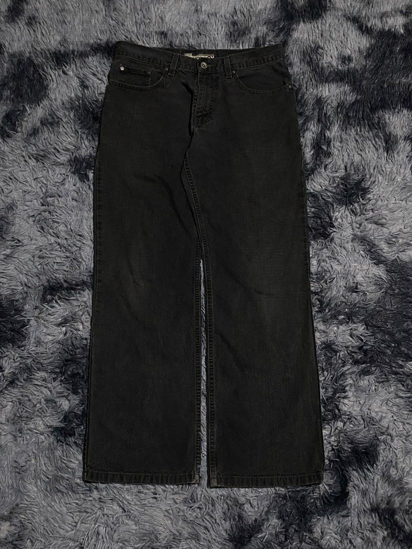 OLD NAVY BAGGY LOOSE BLACK PANTS (Category: Jeans) located in San Pablo. Submitted by d.iznu (Listing ID 1457030188, Image 1). Description: 35x41.5x9.5 bootcut, archive, streetwear, acidwash, baggy, realtree, carhartt .