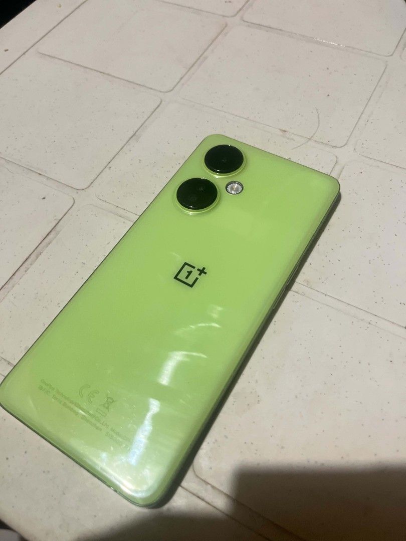 ONEPLUS NORD CE 3 LITE 5G (Category: OnePlus) located in Manila. Submitted by cinehgami (Listing ID 1457058332, Image 1). Description: READ ‼️ issue: may dents sa charging port (as seen in picture) at medyo nakaangat screen pero hindi naman nakakaaffect ng performance FOR SALE OR SWAP SA IPHONE Display: 6.72-inch IPS LCD, 2400 x 1080 pixels, 120Hz refresh rate Processor: Qualcomm Snapdragon 695 5G RAM & Storage: 8GB RAM (with virtual expansion) a