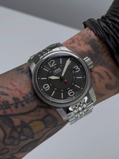 (Category: ) located in . Submitted by e.s.watches (Listing ID 1457129297, Image 1). Description: .