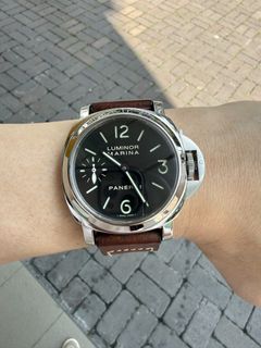(Category: ) located in . Submitted by ninety_one_timepiece (Listing ID 1457005072, Image 1). Description: .