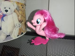 (Category: ) located in . Submitted by gieclutter (Listing ID 1457139479, Image 1). Description: .
