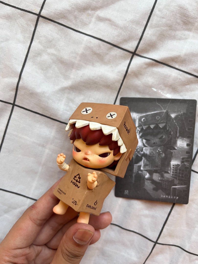 Pop Mart Hirono Mime Blind Box Figure (Category: Designer & Blind Box Toys) located in Carmona. Submitted by felize.abigail (Listing ID 1457067384, Image 3). Description: - Authentic Pop Mart Hirono Mime figure - Includes original box, inner packaging, and character card - Desiccant packet included - Ideal addition to any collection.