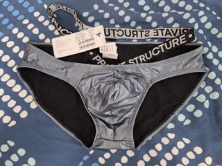 (Category: ) located in . Submitted by cmk5087 (Listing ID 1457121303, Image 1). Description: .