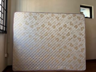 (Category: ) located in . Submitted by Movingoutsale0001 (Listing ID 1457029546, Image 1). Description: .