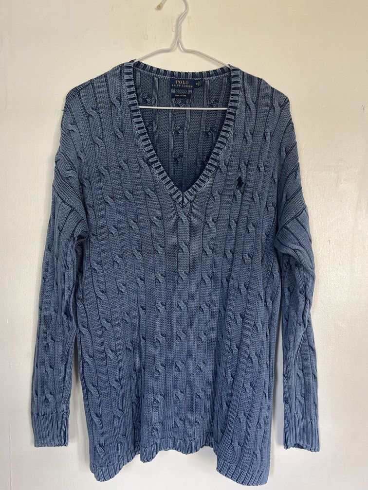 Ralph Lauren Pima Cotton sweater (Category: Others Tops) located in Las Pinas. Submitted by gaeley (Listing ID 1456969935, Image 1). Description: no issue super pretty when worn M on tag b: 26" armpit to armpit l: 26".