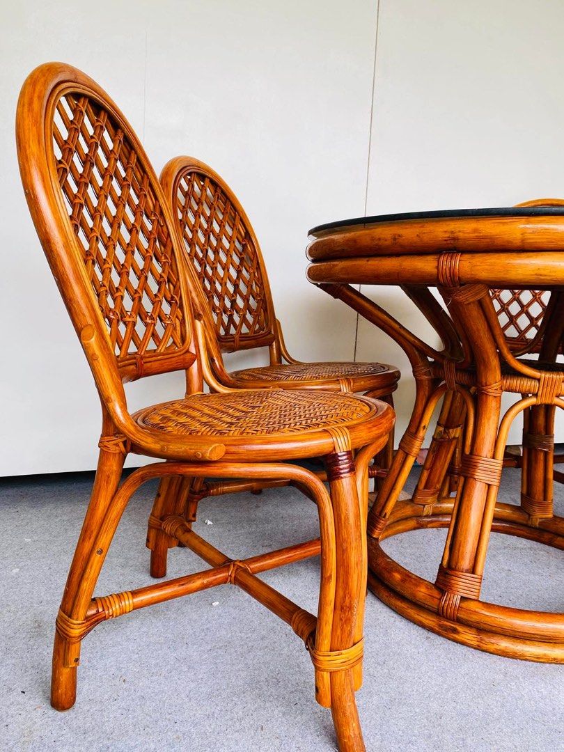 RATTAN ROUND DINING SET GLASS TOP (Category: Tables & Sets) located in Manila. Submitted by jerichocal17856 (Listing ID 1456963133, Image 3). Description: “JAPAN SURPLUS” RATTAN ROUND DINING SET GLASS TOP SIZE: 35D” x 29H” inches 18L” x 17L” x 17Sh” x 36H” inches (AS-IS ITEM) IN GOOD CONDITION.