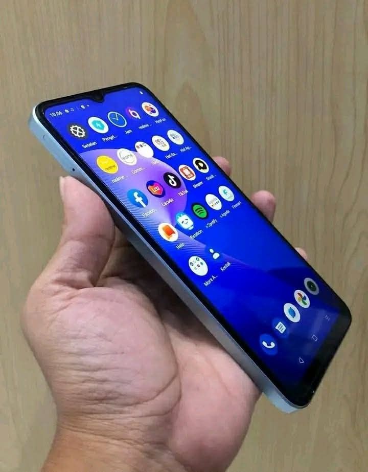 RealME c33 (Category: Realme) located in Caloocan City. Submitted by geraldb25 (Listing ID 1457136151, Image 1). Description: 💢 Realme C33 12gb ram & 512gb rom💢 Original Sealed Box Complete set 💸 4,850 only❗.