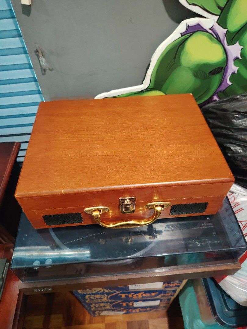 Record player. (Category: Portable Music Players) located in Singapore. Submitted by poh.siewkiak (Listing ID 1457054604, Image 3). Description: Portable record player. 7 surin Rd s535525 .
