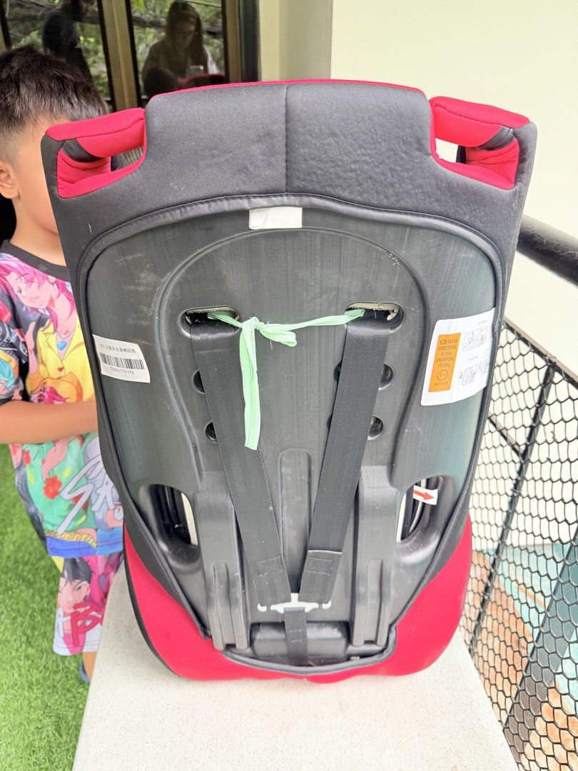Red and Black Booster Car Seat (Category: Car Seats) located in Quezon City. Submitted by lheagella (Listing ID 1456974710, Image 3). Description: - Red and black booster car seat - Adjustable headrest for growing kids - Minor dirt marks from normal use (still clean and safe) - Fully functional and safe for your child - Ready for its next adventure!.