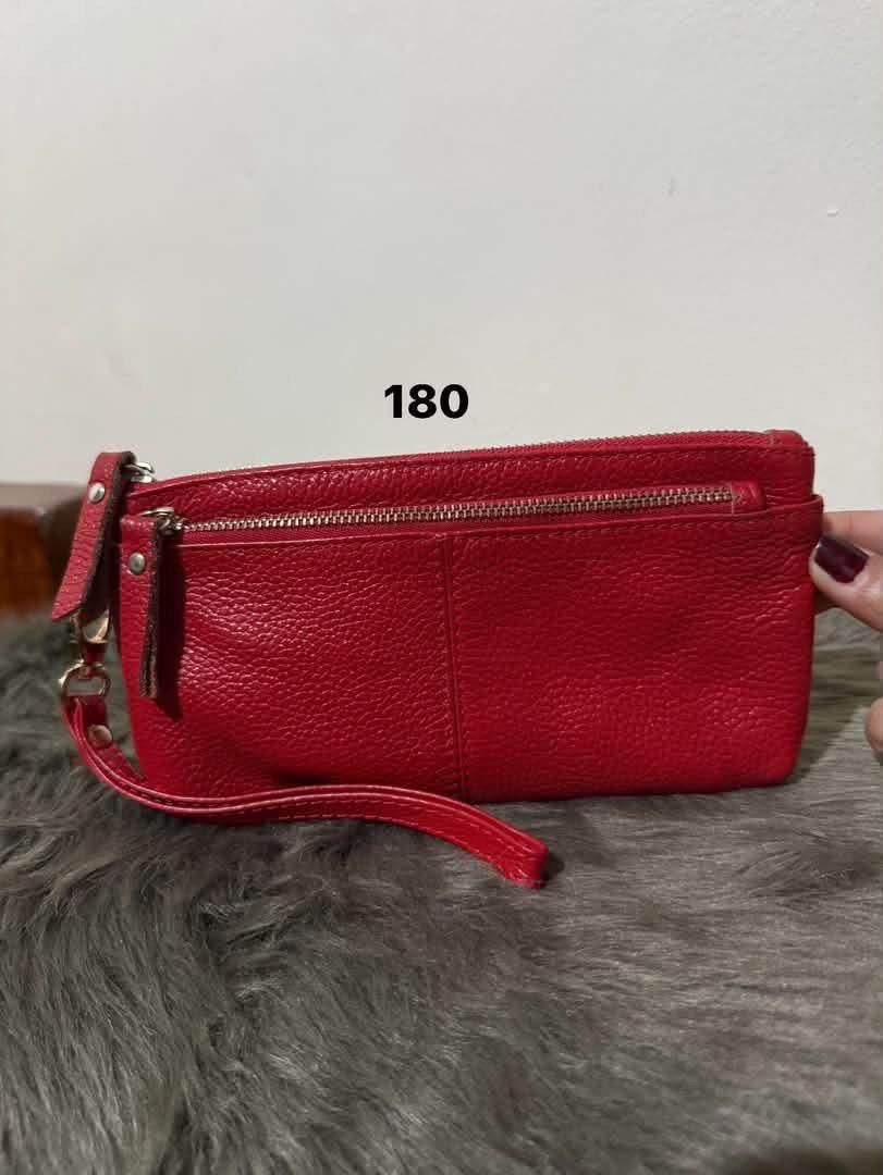Red leather pouch (Category: Purses & Pouches) located in Surigao. Submitted by surplusbox (Listing ID 1457137013, Image 1). Description: Kasya phone.