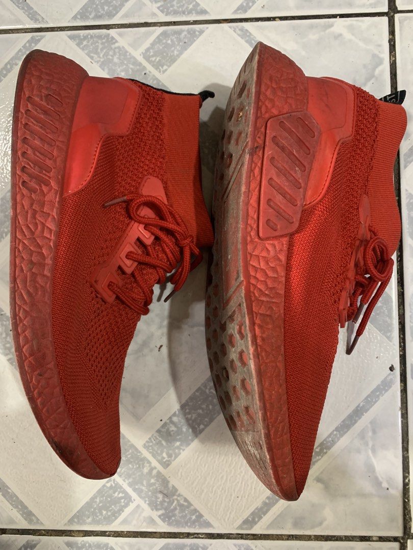 Red shoe Hi cut (Category: Boots) located in Antipolo. Submitted by cebb888 (Listing ID 1456975836, Image 2). Description: Selling pre loved red shoe , imported light weight & comfortable to wear .. where is as is . No box P.