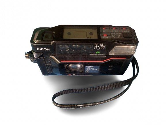 Ricoh FF-70 QD Date Quartz Camera (Category: Cameras) located in Sogod. Submitted by 0thrift_n_isaw (Listing ID 1457093657, Image 2). Description: - Ricoh FF-70 QD camera - Auto focus system - Includes strap - Loaded with Kodak Gold 200 film - Date/Quartz function - Ideal for film photography enthusiasts.