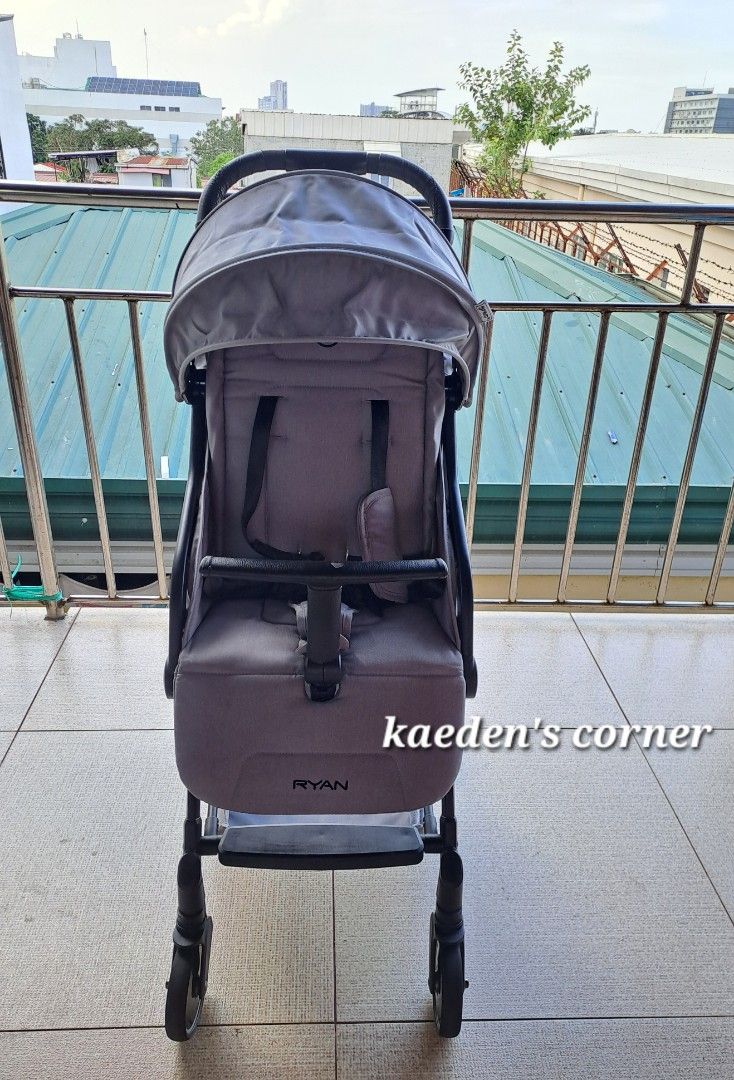 Ryan Gram Compact Stroller, Babies & Kids, Going Out, Strollers on ...