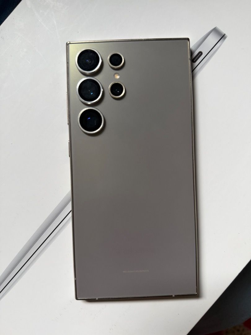 S24Ultra 512 GB - Lady Owned (Category: Samsung) located in Caloocan City. Submitted by tina1991_721 (Listing ID 1457092859, Image 1). Description: spare phone, used only during concert.