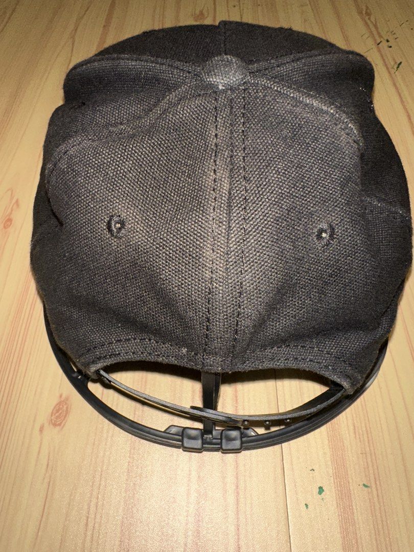 SAINT Black Baseball Cap with Wing Logo (Category: Caps & Hats) located in Quezon City. Submitted by mancave_stuff (Listing ID 1456971212, Image 2). Description: - Black baseball cap from SAINT - Features signature embroidered wing logo on the front - Inner lining with repeating SAINT logo pattern - Adjustable strap at the back for a customized fit - Ideal for everyday Moto wear.