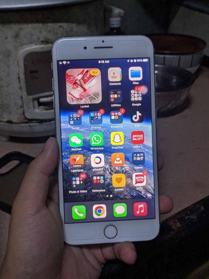SALE iPhone 7 Plus 128gb FU (Category: iPhone 7 Series) located in Valenzuela. Submitted by lxrens.ayutthaya (Listing ID 1456955622, Image 1). Description: No issues..