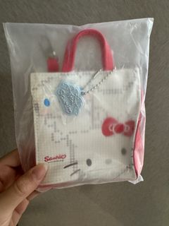 （分類：）位於 。 由 catcatangel 提交（商品編號 1457123029，圖片 1）。簡介： 。