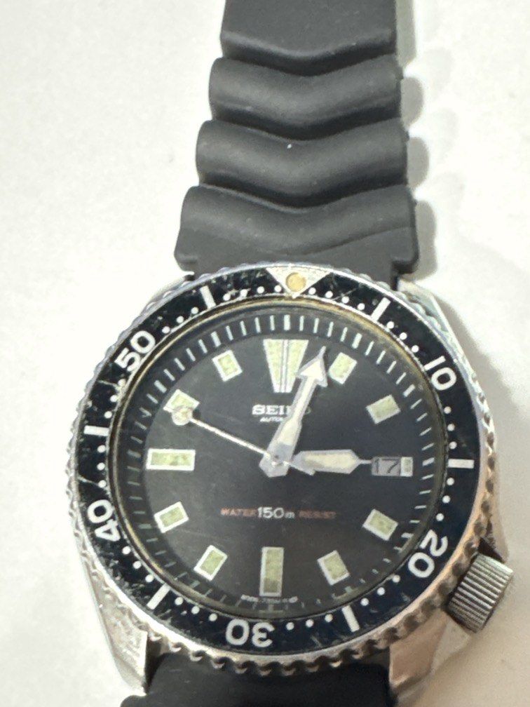 Seiko 7002 (Category: Men's Watches) located in Singapore. Submitted by mysiaziashoppe (Listing ID 1457073607, Image 1). Description: Authentic Seiko 7002 Bezel - not directional Rubber strap As is.