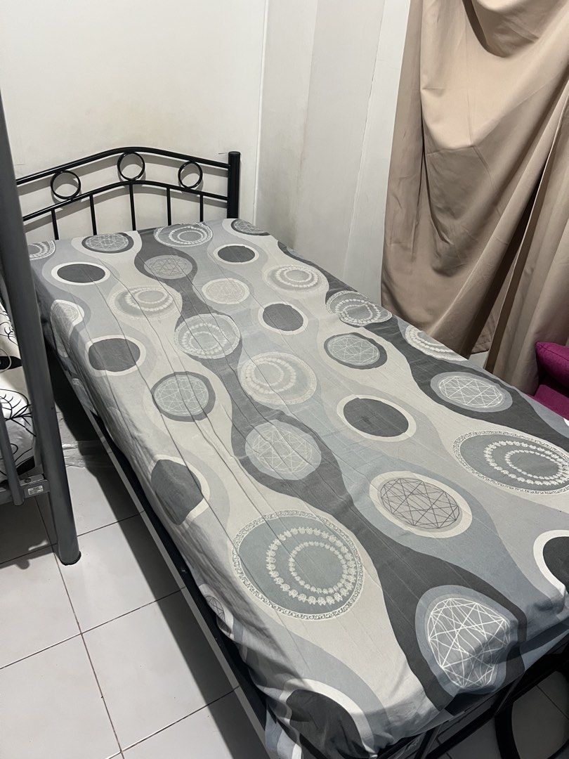 Single bed frame with matress (Category: Bed Frames & Mattresses) located in Manila. Submitted by kyliepasno (Listing ID 1456964202, Image 2). Description: super lightly used. rfs: will move out to another unit.
