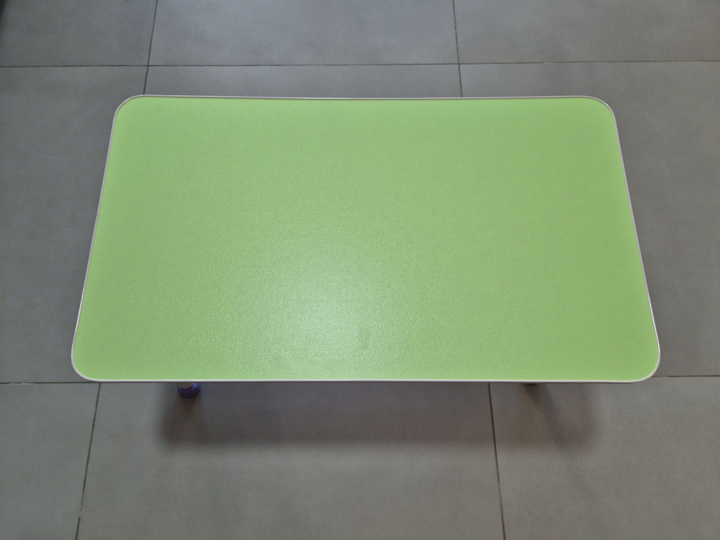 Small Foldable Table (Category: Tables & Sets) located in Singapore. Submitted by von.matterhorn (Listing ID 1457043054, Image 3). Description: Small foldable table. Suitable for placing laptop on lap. Approximate dimensions: 60cm x 30cm x 15cm Self-collect from Clementi MRT..