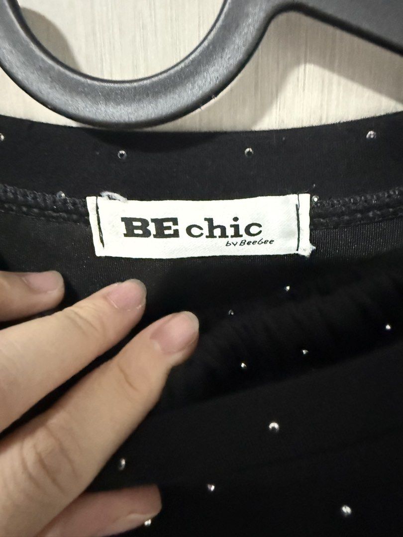 Sparkly coords blouse and skort (Category: Sets or Coordinates) located in Malabon City. Submitted by rbyan (Listing ID 1457116505, Image 3). Description: Used only once Bkk Bought for 750.