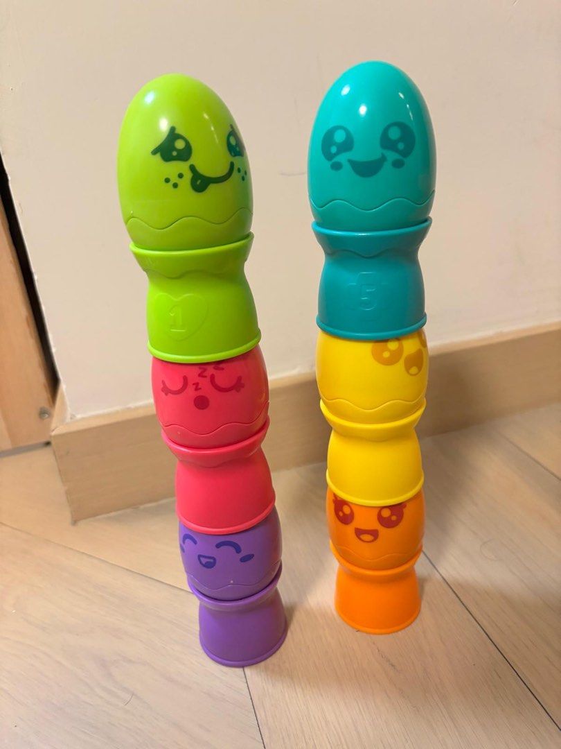 Stack & Explore Cups Stacking Toy （分類：嬰兒玩具）位於 Hong Kong。 由 hellohappy123 提交（商品編號 1457123228，圖片 1）。簡介： Two sets of stacking cups. Each cup has a cute face. They stack up high or can be used for sorting. Great for little ones learning to stack and sort. Bright colors to keep them engaged. Good for developing motor skills. 早教玩具 學習圖形，顏色配對，疊高高增加趣味。