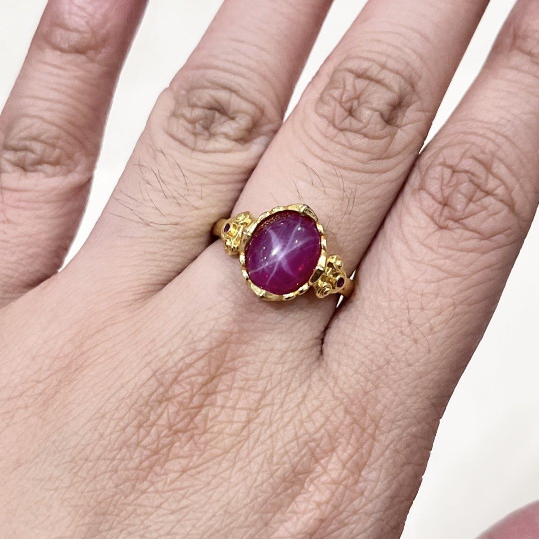 Starlight Ruby Stone Ring Golden Tone Adjustable Setting (Category: Rings) located in Antipolo. Submitted by aristokai (Listing ID 1457126269, Image 2). Description: ❤️ HQ Starlight Ruby stone in an affordable metal alloy golden tone setting .