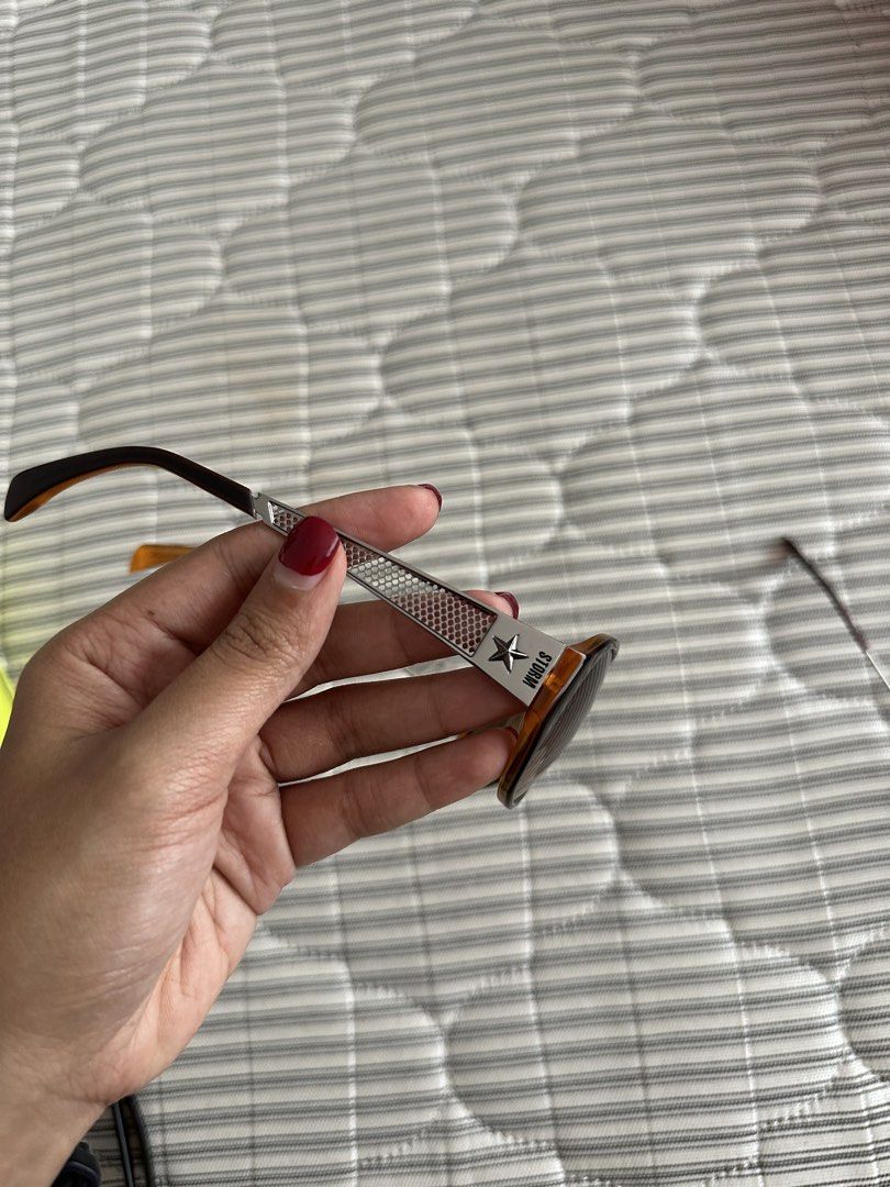 Storm Brown Round Shades (Category: Sunglasses & Eyewear) located in Quezon City. Submitted by tangled8 (Listing ID 1456990445, Image 3). Description: .