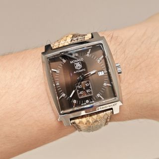 (Category: ) located in . Submitted by anotherwatchstore (Listing ID 1457108226, Image 1). Description: .