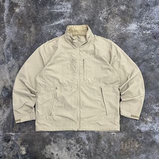 (Category: ) located in . Submitted by hoodklstore (Listing ID 1457029634, Image 1). Description: .