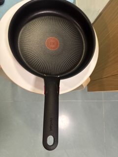 （分類：）位於 。 由 rafflesm 提交（商品編號 1457004020，圖片 1）。簡介： 。
