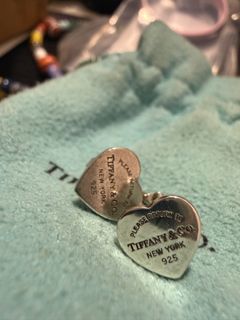 (Category: ) located in . Submitted by constance077 (Listing ID 1457123856, Image 1). Description: .