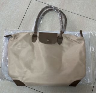 （分類：）位於 。 由 nobleforest.b016e6 提交（商品編號 1457041930，圖片 1）。簡介： 。
