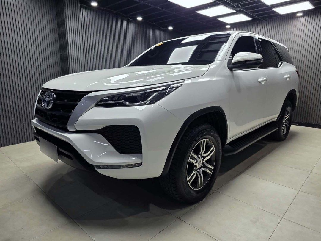 Toyota Fortuner G Auto (Category: Used Cars) located in Manila. Submitted by quality_cars (Listing ID 1456988382, Image 3). Description: FOR SALE‼️ 2023 Toyota Fortuner G Diesel Automatic 26TKms Mileage Ending 1 Price: 1.378m 📍White Plains Qc.
