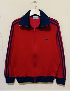 (Kategori: ) berada di . Dikirim oleh complex_store14 (ID iklan 1457123159, Gambar 1). Deskripsi: .