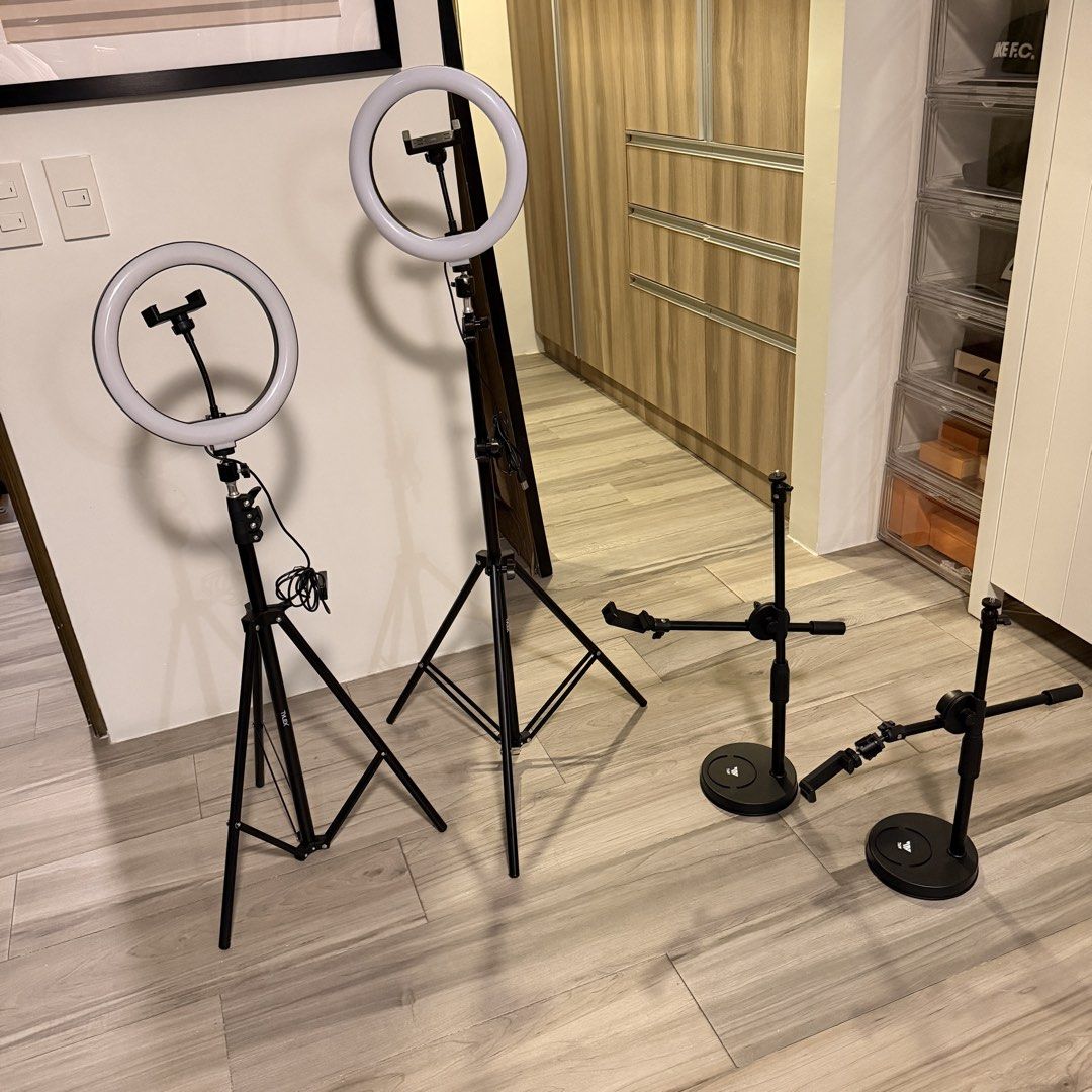 Tripods And Ring Lights TAKE ALL FOR 600 (DECLUTTERING BUNDLE SALE) (Category: Lighting & Studio Equipment) located in Makati City. Submitted by theSeller (Listing ID 1457138708, Image 1). Description: DECLUTTERING BUNDLE SALE. Used few times. Safely Kept. SELLING AS SET ONLY. No Damage. RFS: decluttering Inclusions: 2 - Floor Tripod 2 - Table Tripod 2 - Ring Lights (tri-colors) ---------------------------- SELLER’S POLICY: First to pay, first to